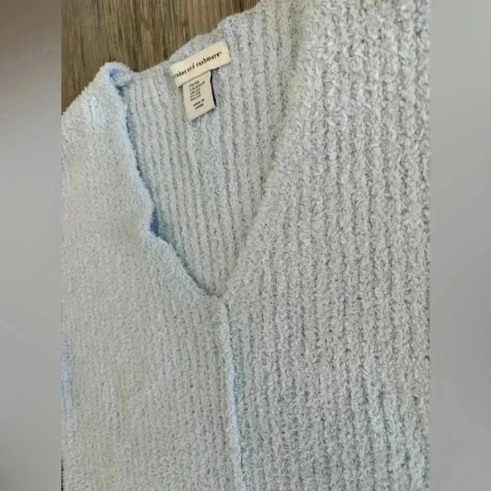 Cupcakes and Cashmere Sweater Womens XS Light Blue Soft Knit V-Neck Pullover - Picture 5 of 7